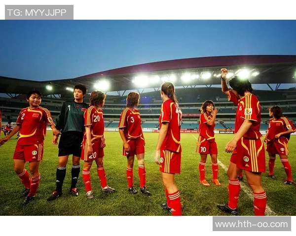 女子足球队精彩瞬间集锦展现团队精神与拼搏精神的完美结合